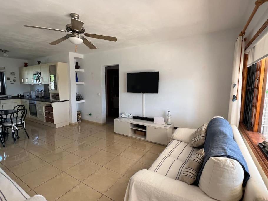 Casa Mo, 2 Bedroom Apartment Close To The Beach Puerto del Carmen  Exterior photo