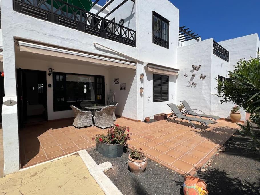Casa Mo, 2 Bedroom Apartment Close To The Beach Puerto del Carmen  Exterior photo
